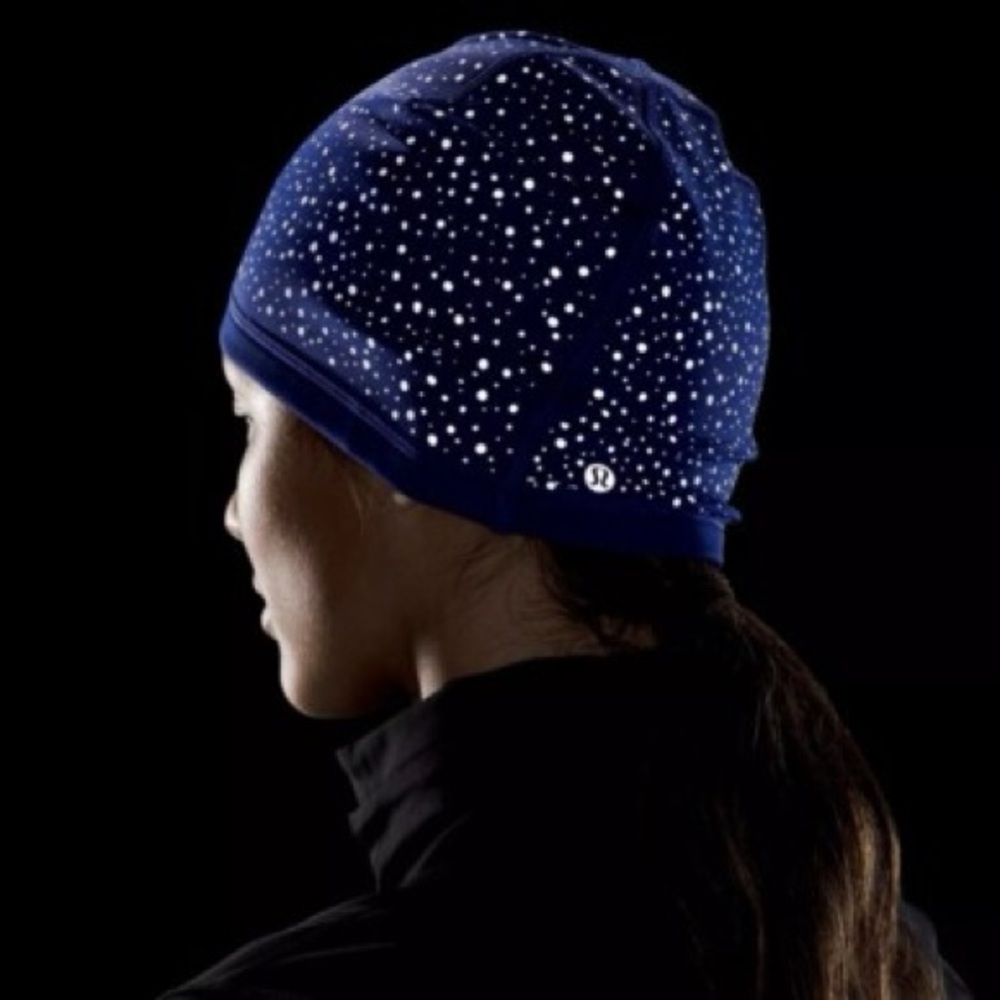 Lululemon Fleece reflective running beanie